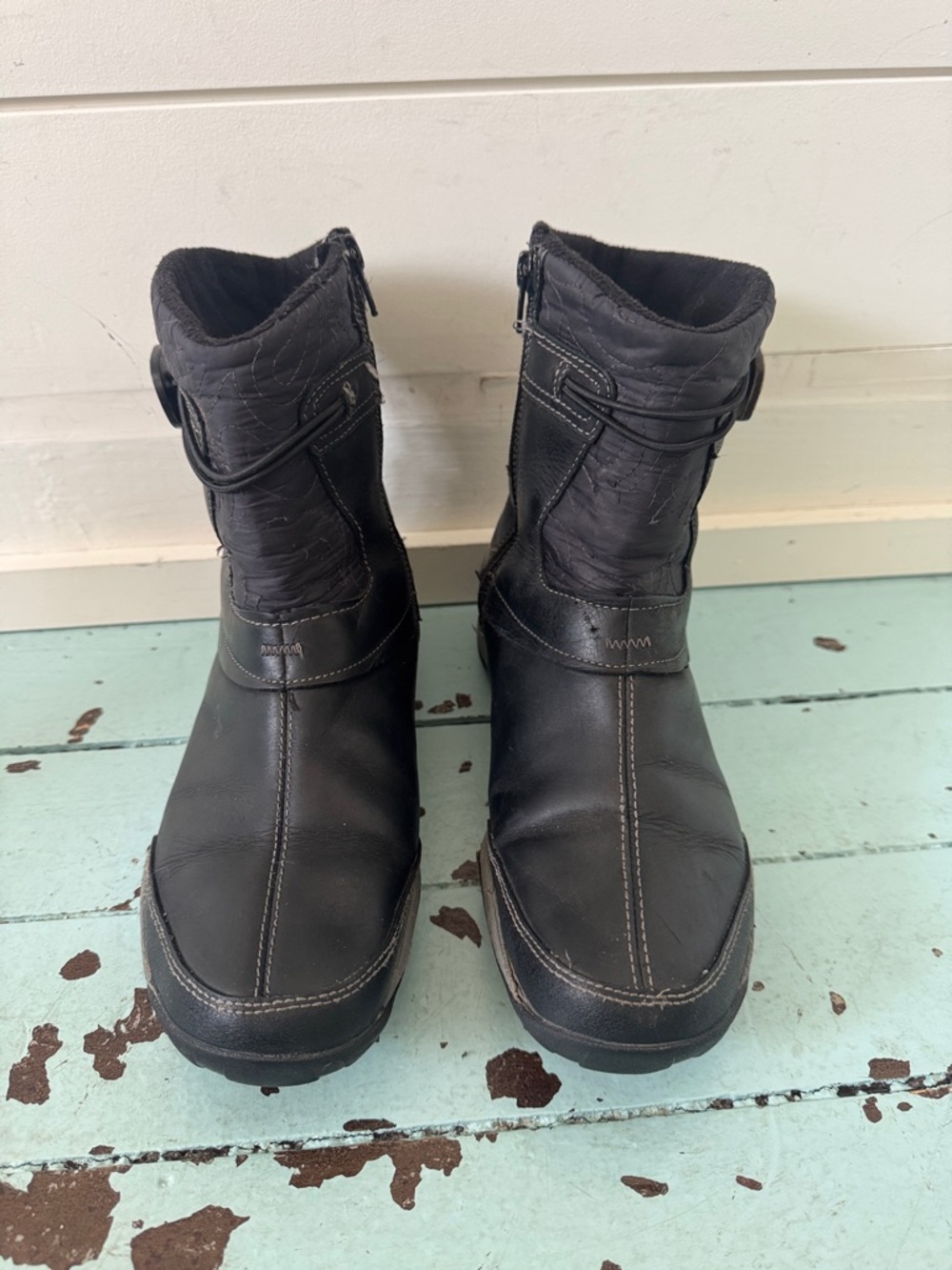 Merrell Size US 9 DEWBROOK WATERPROOF BOOT/BLACK Side Zipper Insulated